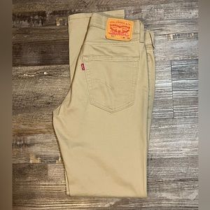 Levi’s 541 Khaki 5-Pocket Pants
